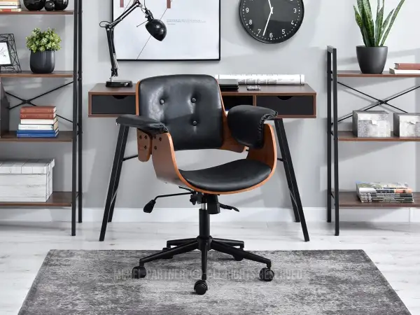 Drewniane krzesło - doda komfortu Twojej przestrzeni 